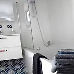Le 