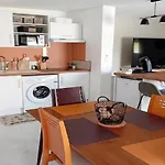 Le 